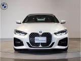 BMW認定中古車は100項目の箇所を徹底的にチェック致します。機械的な箇所や電気系、コンピューターなどを詳細に点検。交換基準に達した部品は整備した後にご納車致します。