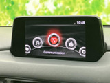 操作画面が見やすく、目的地設定や各種設定もスムーズに行えます。お好みの音楽やナビ機能で快適なドライブをサポートしてくれるでしょう。