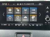 フルセグTV、Bluetoothオーディオ、ミュージックプレーヤー接続など多彩なオーディオ機能を搭載♪
