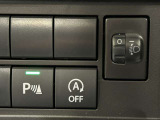 パーキングセンサーが装備されております。車両後部に装着されておりますので、車庫入れ等にとっても便利です!