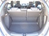 ◆定員乗車時のカーゴルームです。普段のお買い物の荷物やたくさんの収納が可能です。