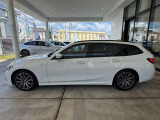 BMW正規ディーラー BMW Premium Selection調布の認定中古車です。厳しい基準をクリアした高品質車両のみ販売。BMW認定中古車保証付き(最長4年・距離無制限)、全国納車対応可能です。