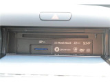 CD、DVD再生機能付です。