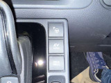 残価設定型クレジットをご用意しております。車両価格の一部をあらかじめ残価として据え置き、残りの金額を分割払いとするプランです。 詳しくはスタッフにお問合せください。