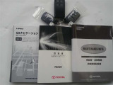 メンテナンスノート(保証書)、取扱説明書、ナビ取扱説明書揃っております(*^^)v