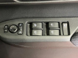 電動格納式ドアミラースイッチ、パワーウインドゥスイッチ
