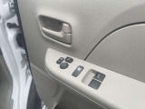 運転席側ウィンドウ操作部