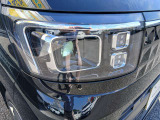 LEDヘッドライト付き!視認性の高い白色光なので路面や側道の障害物を見やすくし、広く明るい視野で夜間運転を安全サポート♪フォグランプ付☆