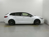 この度は、当社の展示車をご覧いただきまして、誠に有難うございます。自信をもってお勧めできる車となりますので、ごゆっくりご覧頂きたいと思います。
