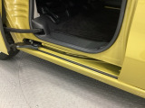 ホンダ車の低床ボディは乗りやすく、足元も広びろですよ。