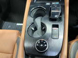 運転席・助手席のドリンクホルダーです。手のとどきやすい位置にあるので便利です