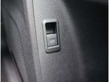 Audi正規ディーラーが高品質をお約束。高度な訓練・教育を受けたAudi専任メカニックが、100項目にもおよぶ精密な点検を実施いたします。すべてをクリアしたAudi車だけが、あなたのお手元に届けられるのです。