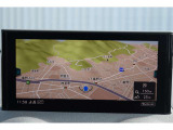 MMIディスプレイに表示した地図画面。目的地までのルート確認を分かりやすく支えます。