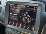 快適なショールームにて、お車選びのお手伝いから、ご購入後の整備待ちまで、ご対応致します。