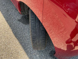 タイヤサイズは155/65R14です!各タイヤメーカー取扱いしております。お買い換えの際もご相談ください。