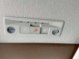 急病時や危険を感じた時、SOSコールを押すと専門オペレーターに繋がり、警察や消防への連携をサポートしてくれます。(入会手続きが必要です)
