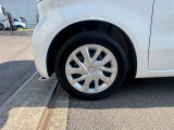 純正ホイールキャップ仕様です。