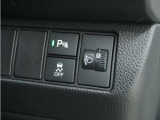 ◆障害物センサー◆車庫入れの時などに近くに障害物がある場合、障害物までの距離を音で知らせてくれます。