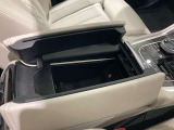 BMW正規ディーラー/認定中古車 最長4年・走行距離無制限保証付き 禁煙車/弊社デモンストレーションカー/パノラマサンルーフ/ホワイトレザー/シートヒーター/トップビューカメラ