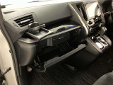 中古車のコンディションはそれぞれです、販売は原則として実車を見てからとさせて頂いております。是非見に来て下さいませ!