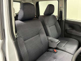 視界が広く、周囲も見やすいので安心して運転できます。