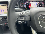 ●スイッチ類・ダイヤル類など細部までこだわりを感じ取れるインテリアです。Audiでは触感開発チームがございます。クリック感は操作する喜びを感じていただけます。