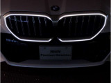 BMW代表的な特徴のキドニーグリル。BMWのすべてのモデルに採用され、BMWらしさを強調しております。