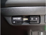 ETC車載器付き。高速道路の料金所はキャッシュレス通過(^^♪スマートインターの出入り口も利用可能でとっても便利。