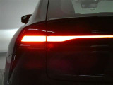 LEDテールライトです。省電力、高輝度のLEDは明るく照らすので夜間運転時の視認性を高めます。スタイリッシュな見た目で細かいところもこだわりたいあなたに!