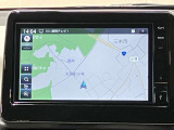 NM1・9インチ日産オリジナルナビゲーションならではの上質感とインパネとのフィット感が魅力。スマートフォン連携をワイヤレスで!人気のネット動画がナビの大画面で楽しめます。