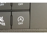 信号待ち等でアイドリングがストップする機能を装備している車両です!