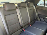 後部座席もゆったりお使い頂けます。