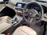 ☆センターパネルを運転席側に僅かに傾けたBMW独特のインパネ☆【駆け抜ける歓び】はここからもスタートしております☆