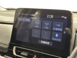 スマホと連携して地図や音楽アプリを表示できます。