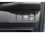 【横滑り防止装置】ドライバーの安全運転をアシストしてくれる装備が充実しています☆ドライバーの不安を安心へと変えてくれますね。