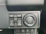 ボタン操作でエンジンの始動・停止をスムーズに行えるプッシュスタートスイッチを装備しています。