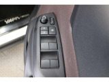 スイッチ類もきれいに。車内もボディも隅々までクリーニング。