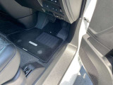 県外から購入頂いても納車後はお近くの日産ディーラーで対応させて頂きます。