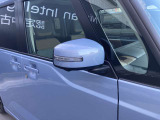 ウィンカードアミラー☆ライトの点滅で対向車、歩行者などに曲がることを知らせることができるので安心・安全につながりますね♪