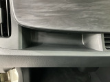 専門業者にて内外装のクリーニングを実施しております!