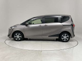 当社の車両本体価格には、納車前の車検整備費用も含まれています。別途で支払う場合、点検費用も安くありません。やっぱりU-Carは総額でも比べる必要がありますね。