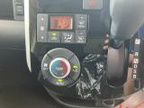 オートエアコン付きなので車内も快適