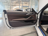 BMWプレミアムセレクション前橋では、高年式低走行モデルからMモデル、年式が経ちなかなかディーラーでは見かけないモデルまで幅広いラインナップで認定中古車を取り扱っております。品質に自信があります。