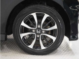 ◆純正アルミホイール装着車◆これで足元まわりも、おしゃれにきまります!