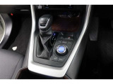 MTモード付。発進時やシフトチェンジ時もストレスなくマニュアル運転を楽しめます♪
