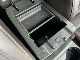 各種装備ございますので是非一度ご来店いただいて現車のご確認お願いいたします。