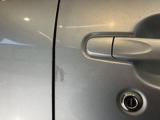 車両状態証明書修復歴の有無も一目瞭然。機能や内装・外装、走行距離、修復歴の有無をチェックし、クルマの状態を10段階にした車両状態証明書。数字や記号を使ってわかりやすく表示しています。