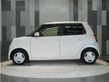 整備代金を車両本体価格に含んでおります。法定点検整備または定期点検を実施し、点検記録簿を発行致します。