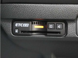 スマートインターチェンジを利用するに必須なETC車載器も付いています。あとはETCカードを差していただくだけで、煩わしい料金所でのお支払いも不要となります。