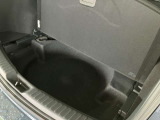 中敷き下部にも収納スペースございます